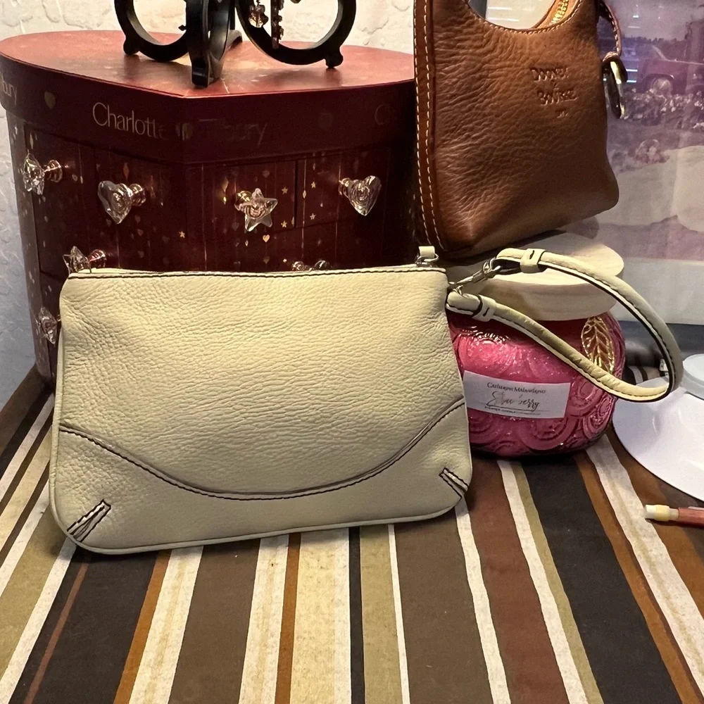 Cream Leather Wristlet